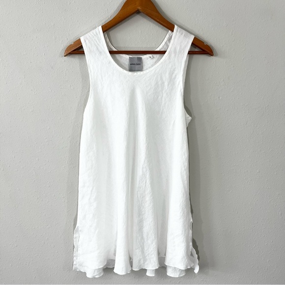 aiden lane Tops - Aiden Lane white sleeveless tunic
